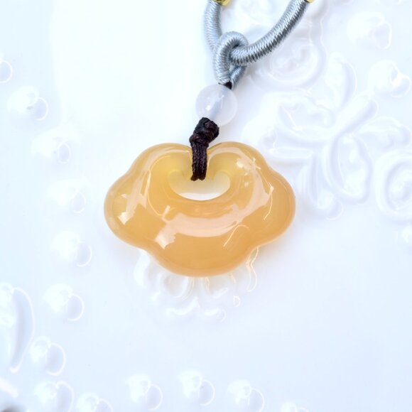 Yellow Agate Ruyi Baby Lock Jade Pendant Necklace - 如意寶寶锁 - Picture 4 of 4